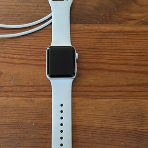 Great condition barely used with small scratch on screen!